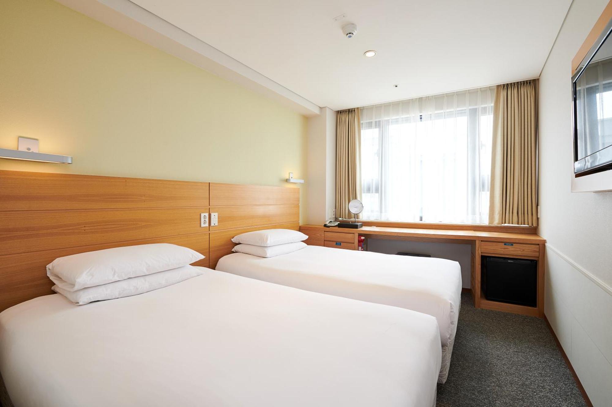 Nine Tree By Parnas Seoul Myeongdong 1 Hotel Exterior photo