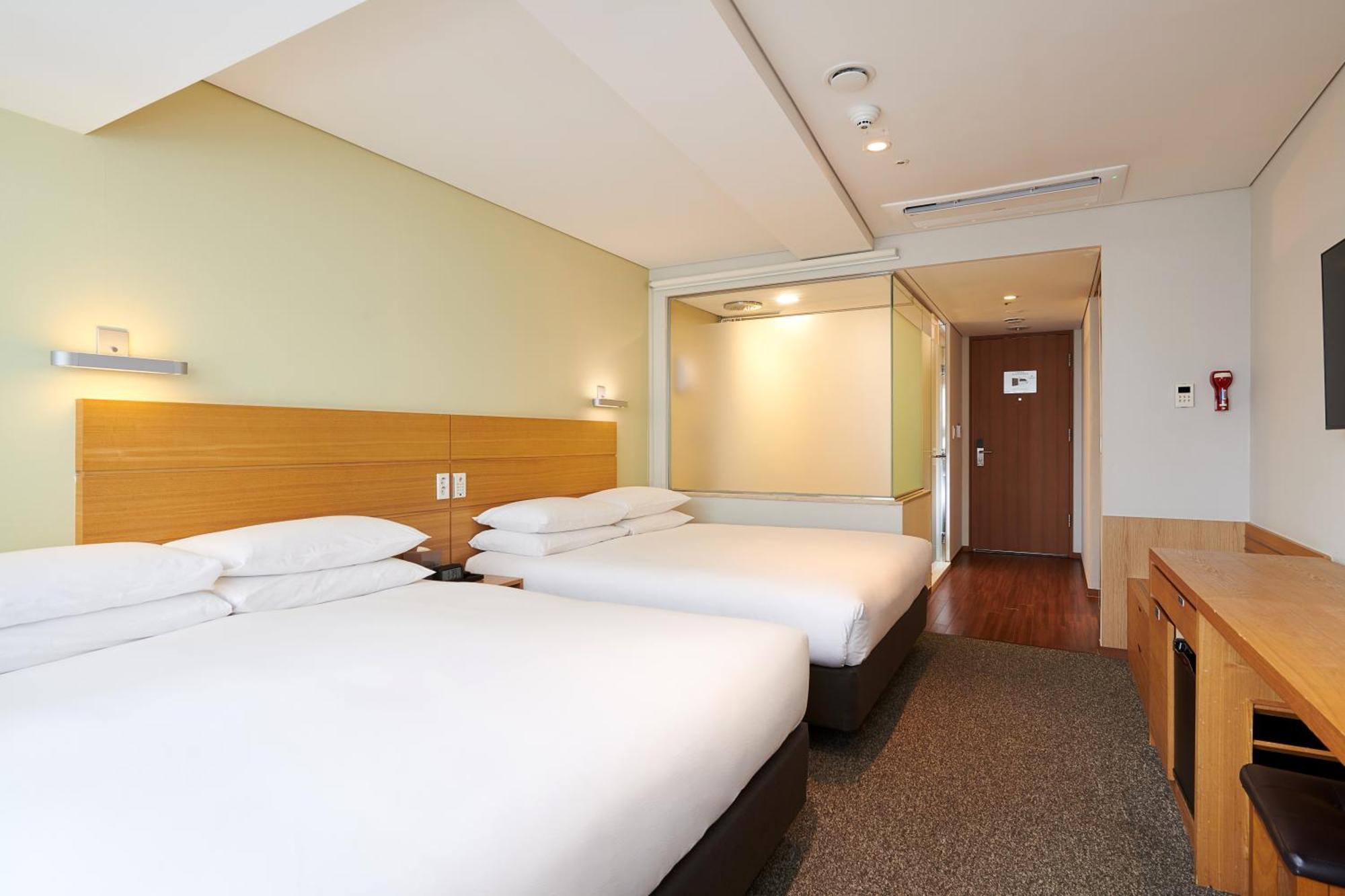 Nine Tree By Parnas Seoul Myeongdong 1 Hotel Exterior photo